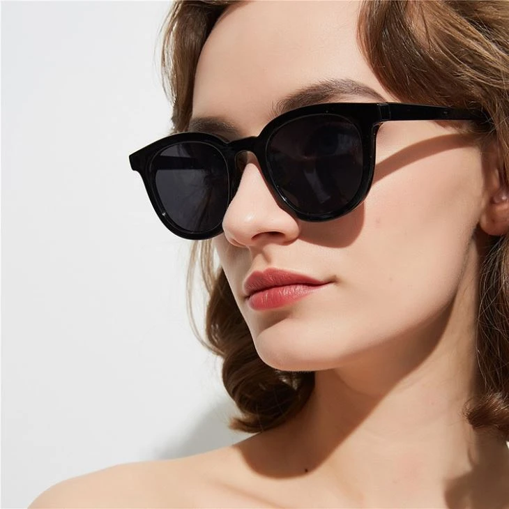 Fashion Square Shape Plastic Sunglasses